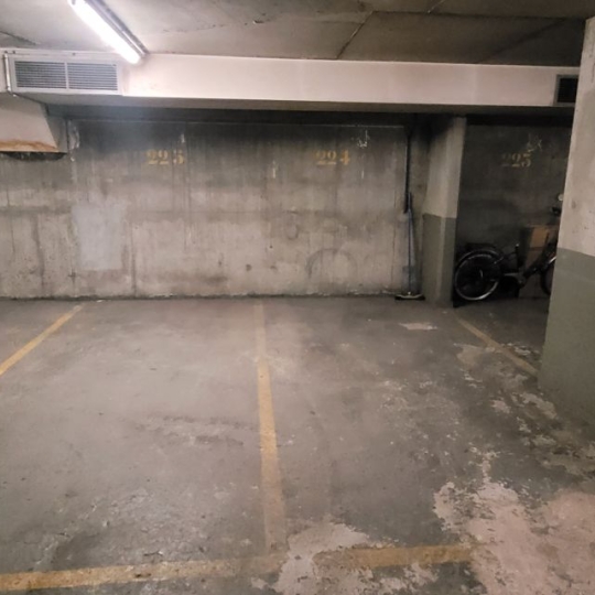 L'AGENCE 1675 : Parking | PARIS (75016) | 17.00m2 | 60 000 € 